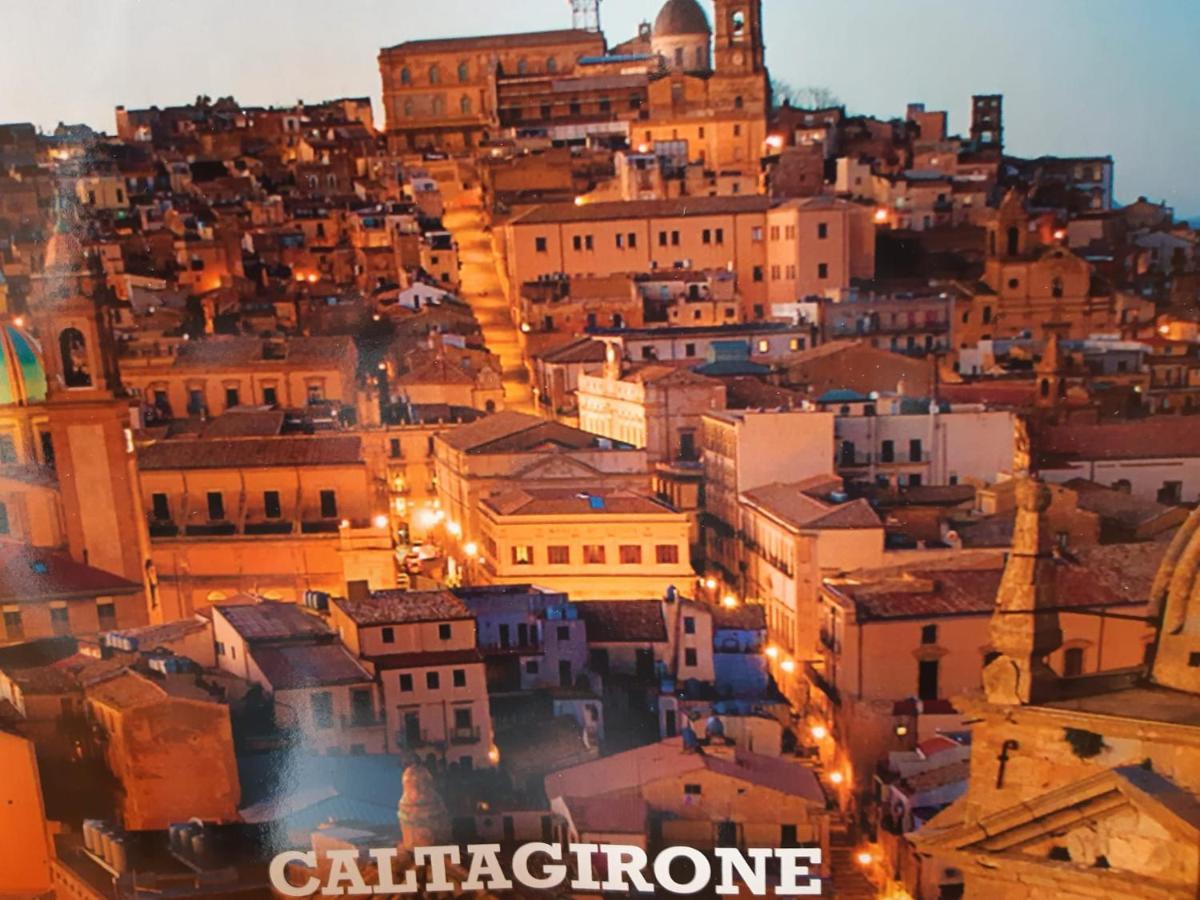 Basilico Apartment Caltagirone Luaran gambar